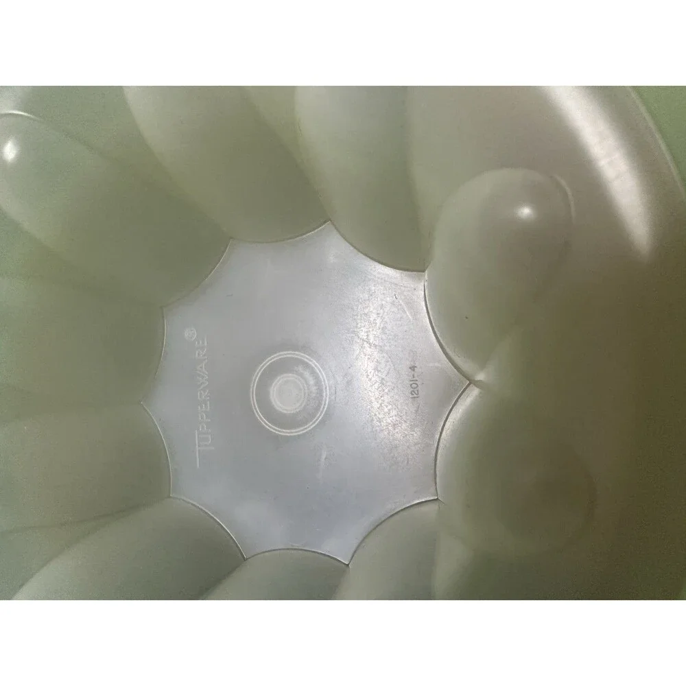 Vintage 1970's Tupperware Kitchen Jello Mold Ice Ring Mint Green 3 Pc Set